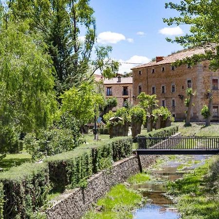 Apartamentos El Mirador Villarroya de los Pinares ภายนอก รูปภาพ