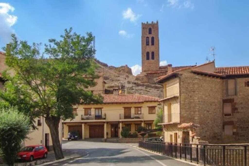 Apartamentos El Mirador Villarroya de los Pinares ภายนอก รูปภาพ