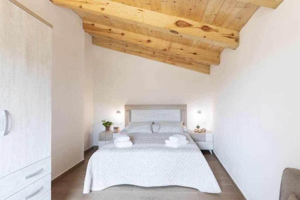 Apartamentos El Mirador Villarroya de los Pinares ภายนอก รูปภาพ